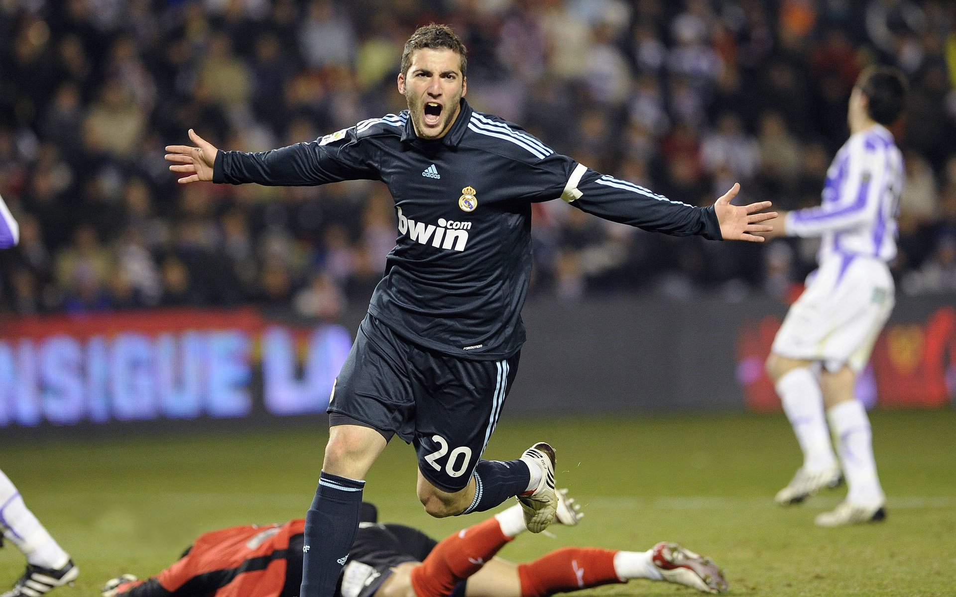 城市体育政策支持下更多社区场馆得到修缮与开放，城市社区体育管理的基本要求